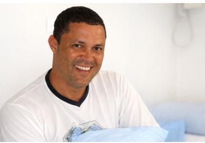 Morre Carlos Cebolinha, locutor da Rádio Alvorada FM 97,9, após luta contra o câncer