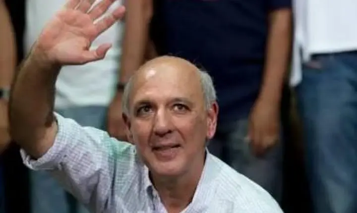 Incerteza jurídica ainda afeta possível candidatura de Roberto Arruda
